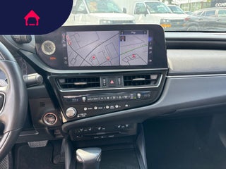 2022 Lexus ES