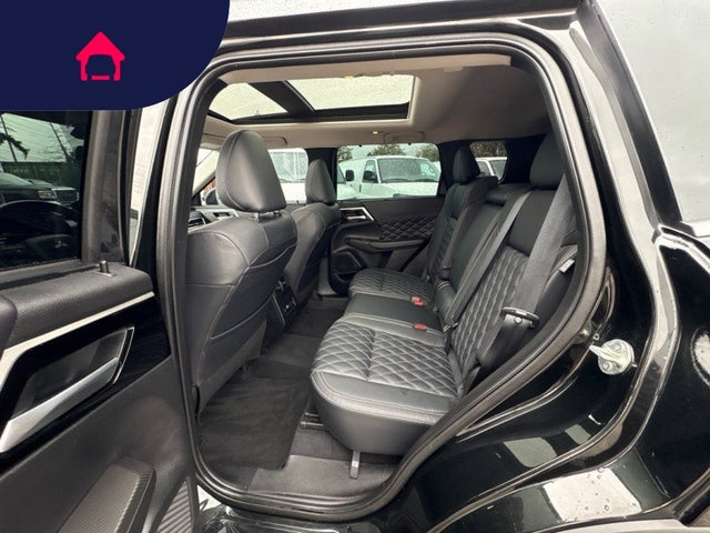2023 Mitsubishi Outlander