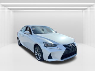 2017 Lexus IS