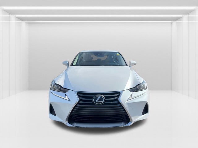 2017 Lexus IS