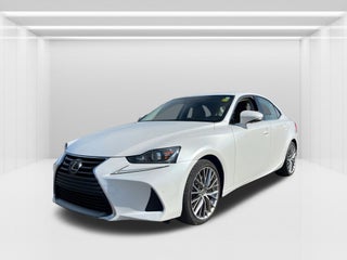 2017 Lexus IS