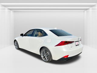 2017 Lexus IS
