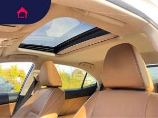 2017 Lexus IS
