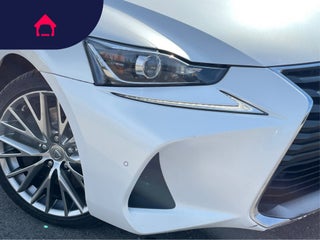 2017 Lexus IS