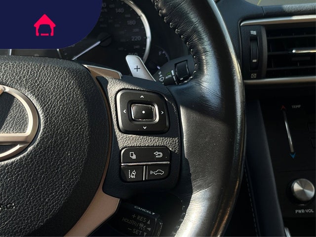 2017 Lexus IS