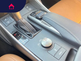 2017 Lexus IS