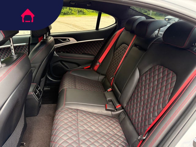2023 Genesis G70