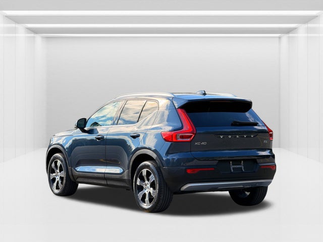 2022 Volvo XC40