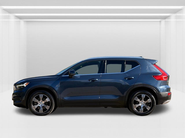 2022 Volvo XC40