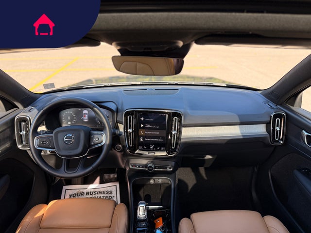 2022 Volvo XC40
