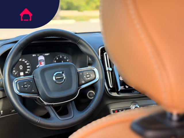 2022 Volvo XC40