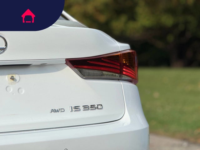 2018 Lexus IS
