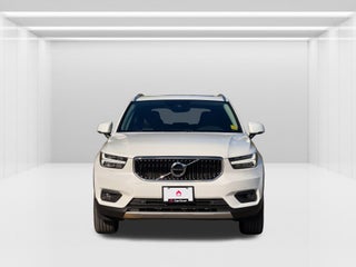 2022 Volvo XC40