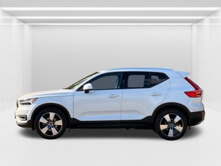 2022 Volvo XC40