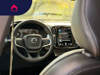 2022 Volvo XC40