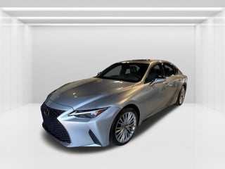 2021 Lexus IS