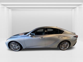 2021 Lexus IS