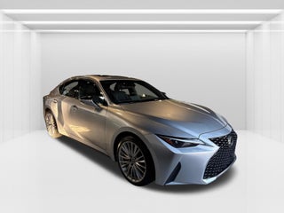 2021 Lexus IS