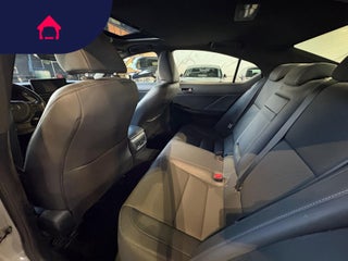 2021 Lexus IS
