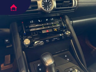 2021 Lexus IS