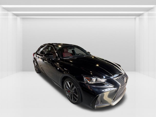 2018 Lexus IS
