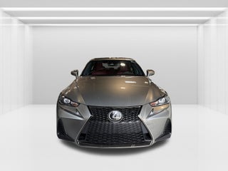 2017 Lexus IS