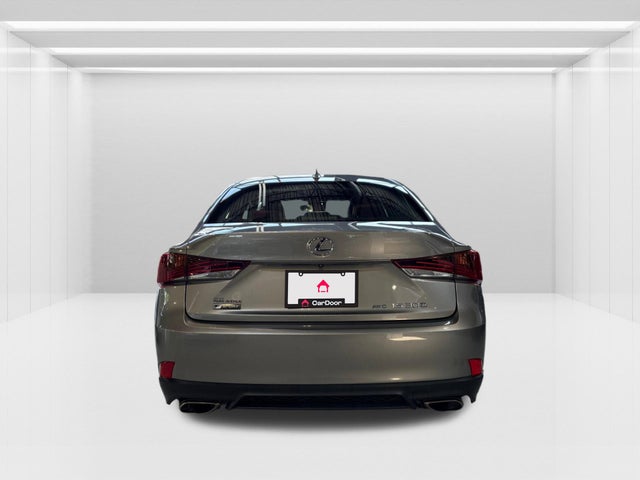 2017 Lexus IS