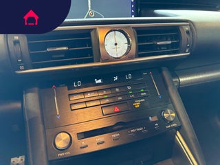 2017 Lexus IS