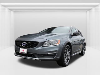 2017 Volvo V60 Cross Country