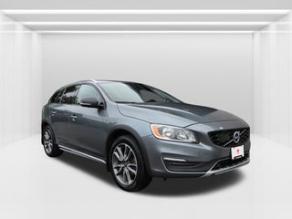 2017 Volvo V60 Cross Country