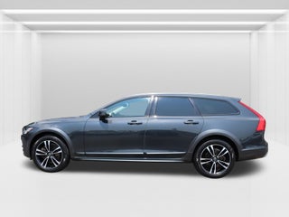 2019 Volvo V90 Cross Country