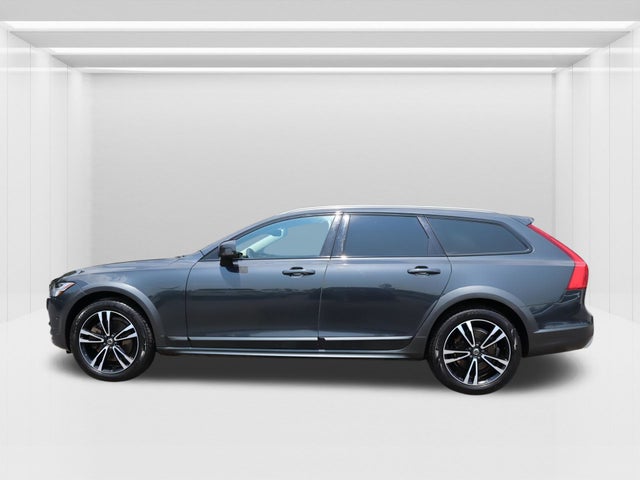 2019 Volvo V90 Cross Country