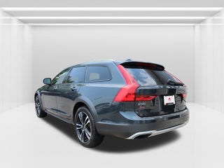 2019 Volvo V90 Cross Country