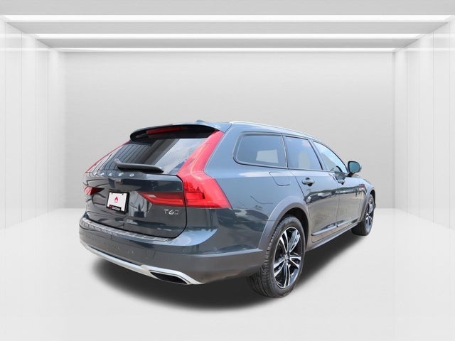 2019 Volvo V90 Cross Country