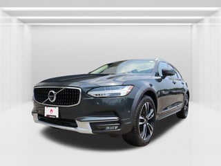 2019 Volvo V90 Cross Country