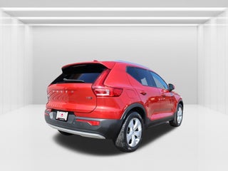2021 Volvo XC40