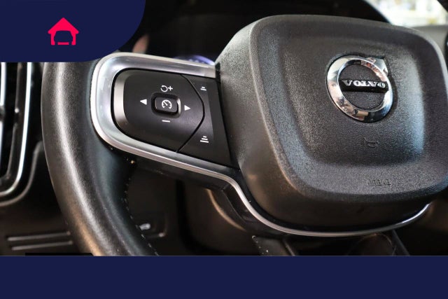 2021 Volvo XC40