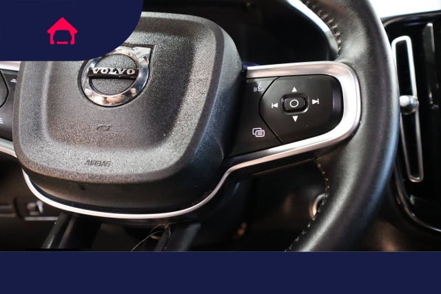 2021 Volvo XC40