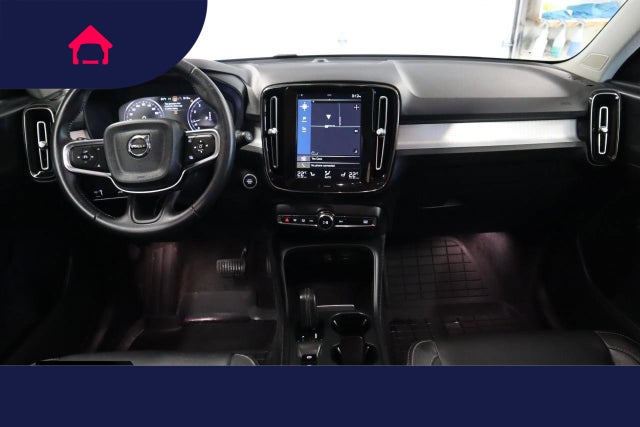 2021 Volvo XC40