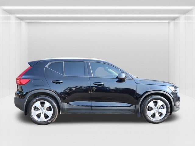 2021 Volvo XC40