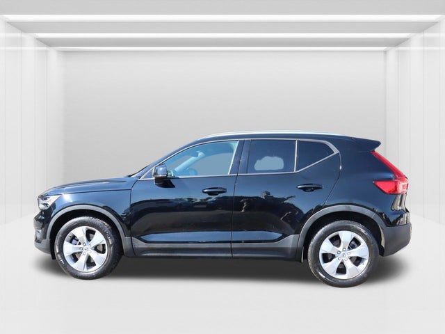 2021 Volvo XC40