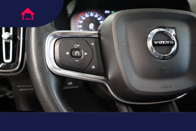 2021 Volvo XC40