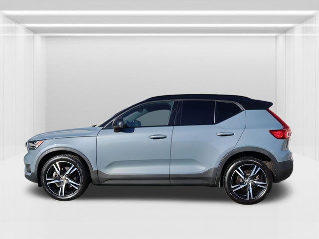 2021 Volvo XC40