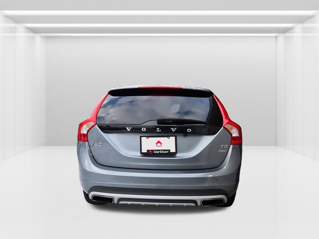 2018 Volvo V60 Cross Country