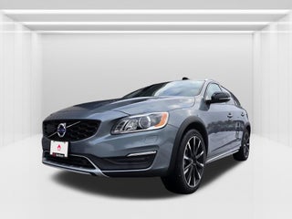 2018 Volvo V60 Cross Country