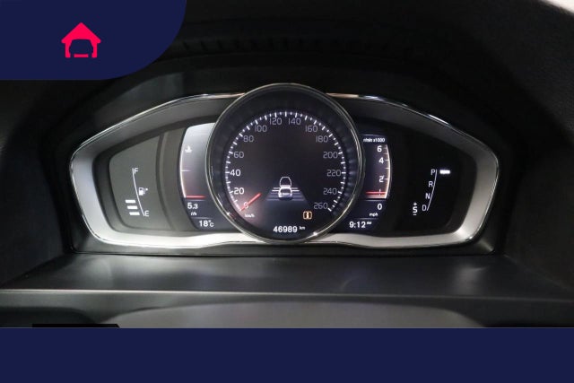 2018 Volvo V60 Cross Country