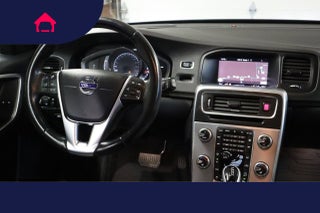 2018 Volvo V60 Cross Country