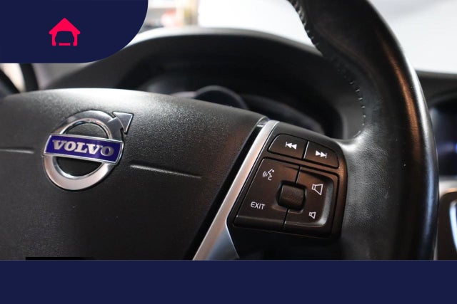 2018 Volvo V60 Cross Country