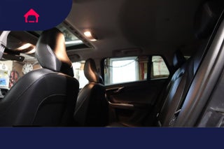 2018 Volvo V60 Cross Country