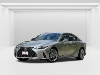 2022 Lexus IS